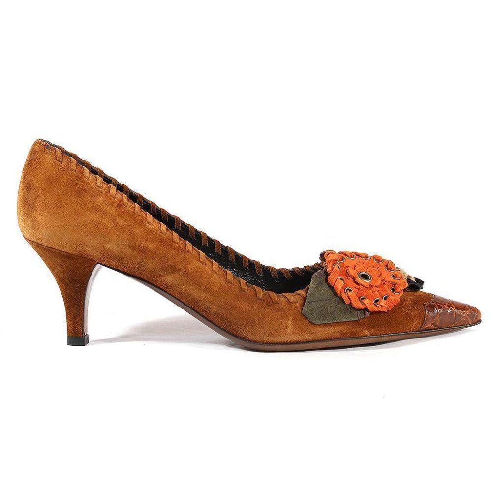 Prada Brown Suede Pumps with Leather Pointed Heel and Elegant Flower Detail